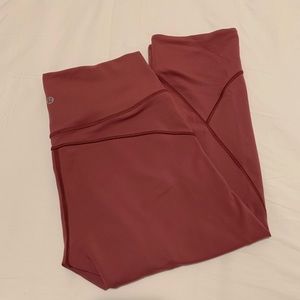 Pink 3/4 length Lululemon leggings